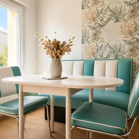 Maisonnette Avec Terrasse Pour 4 Personnes Les Sables-dʼOlonne