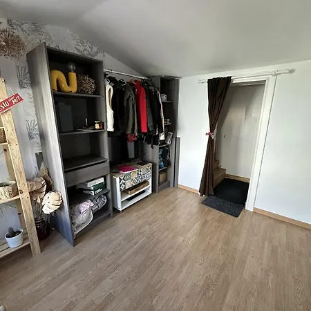 Maisonnette Avec Terrasse Pour 4 Personnes 펜션 *